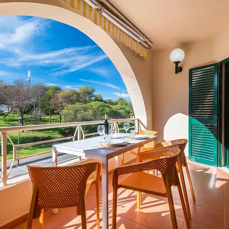 Salgados 1 Bedroom Apartment - 500M From The Beach Guia  Exterior photo