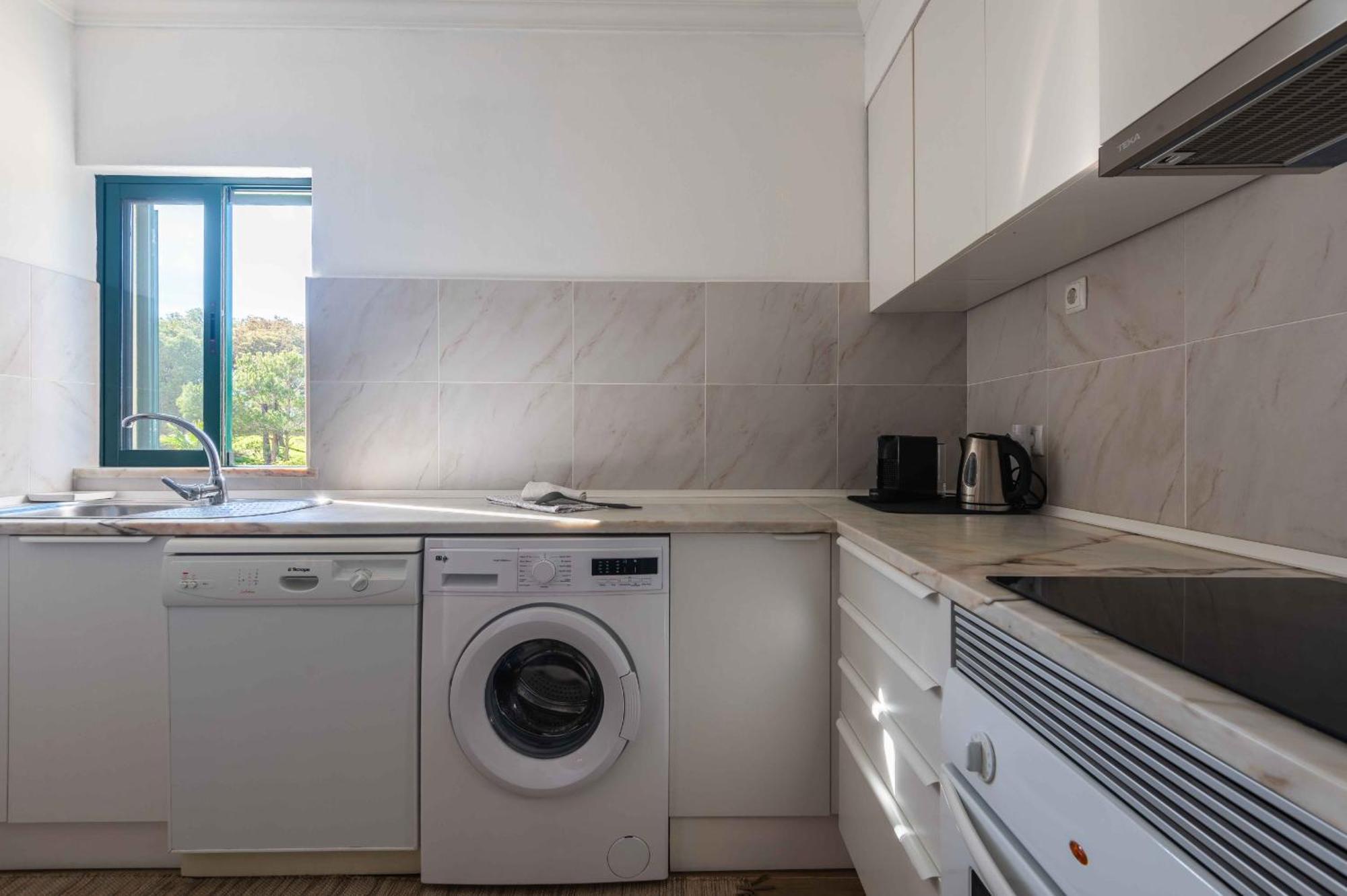 Apartment Salgados 1 Bedroom - 500m From The Guia (Faro)